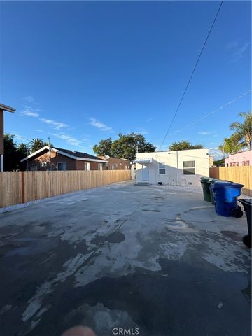 622 W 99th, Los Angeles, CA 90044