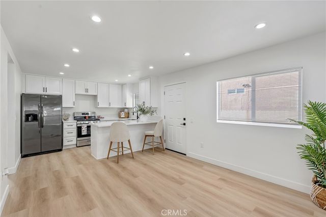 622 W 99th, Los Angeles, CA 90044