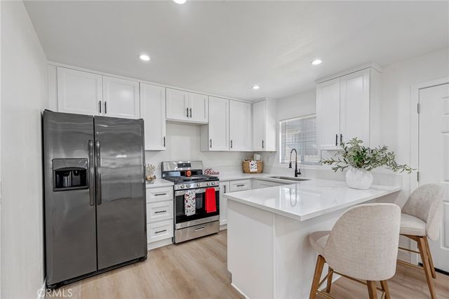 622 W 99th, Los Angeles, CA 90044