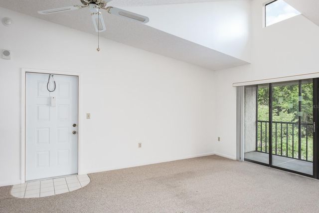 3166 LAKE PINE WAY S E3, Tarpon Springs, FL 34688