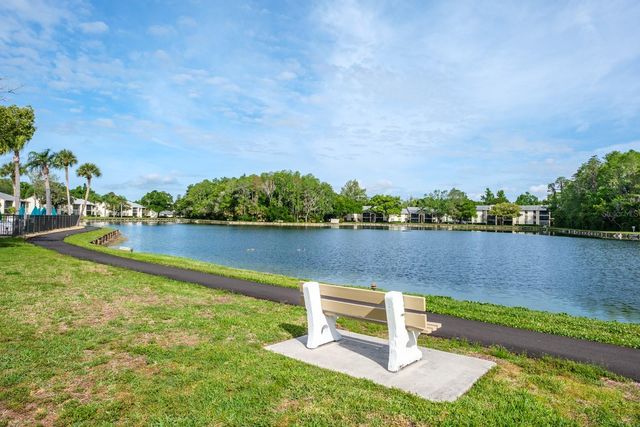 3166 LAKE PINE WAY S E3, Tarpon Springs, FL 34688