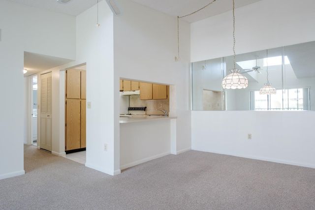 3166 LAKE PINE WAY S E3, Tarpon Springs, FL 34688