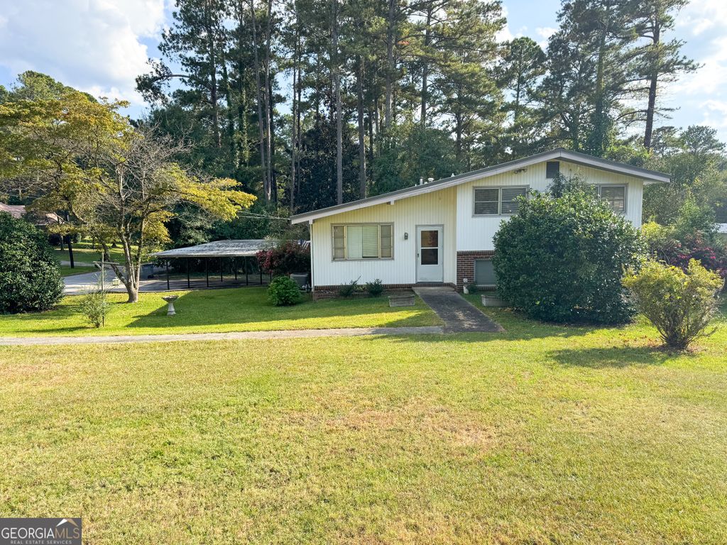 201 S Chilton Crescent, Lagrange, GA 30240