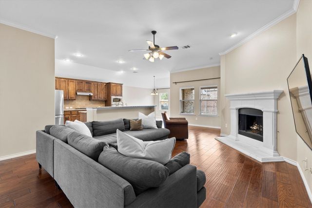 1504 Pillar Bluff Way, Mckinney, TX 75072