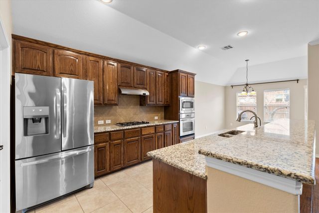 1504 Pillar Bluff Way, Mckinney, TX 75072