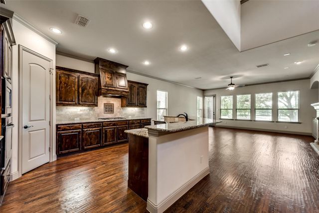 2329 Chadwick Lane, Garland, TX 75044