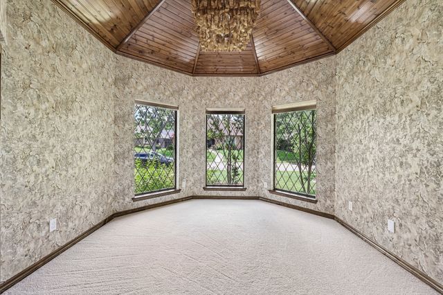 1524 Faringdon Drive, Plano, TX 75075