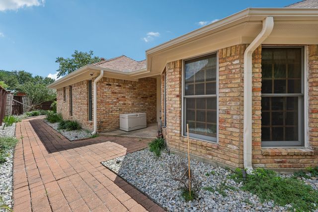 1524 Faringdon Drive, Plano, TX 75075