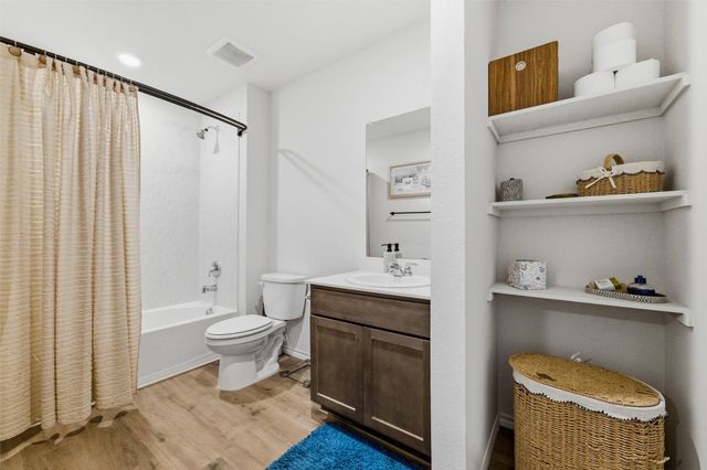 1009 Thornberry Drive, Crandall, TX 75114