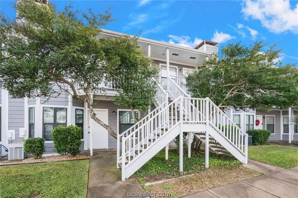 4441 Old College 2205, Bryan, TX 77801 — exterior