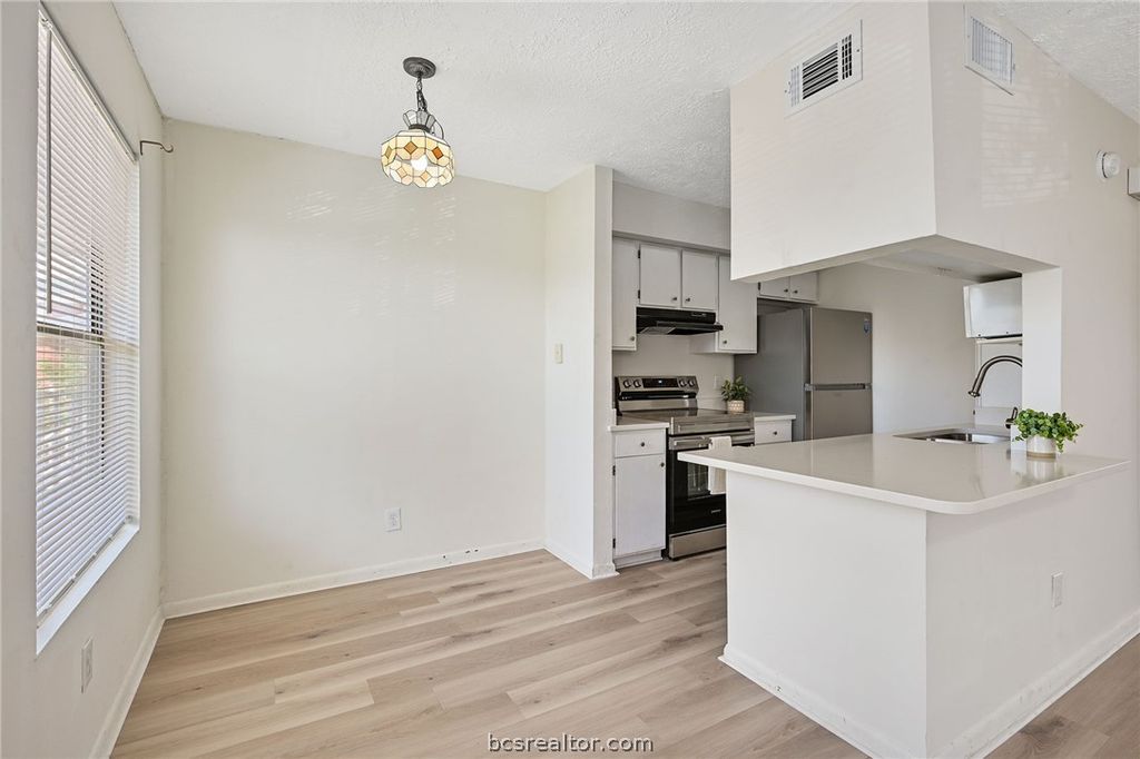 4441 Old College 2205, Bryan, TX 77801 — photo 4