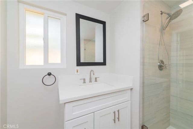 3202 Montana Avenue, Costa Mesa, CA 92626