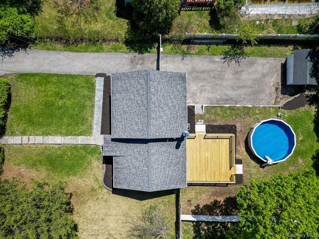 22 Oriole Drive, Poughkeepsie, NY 12601