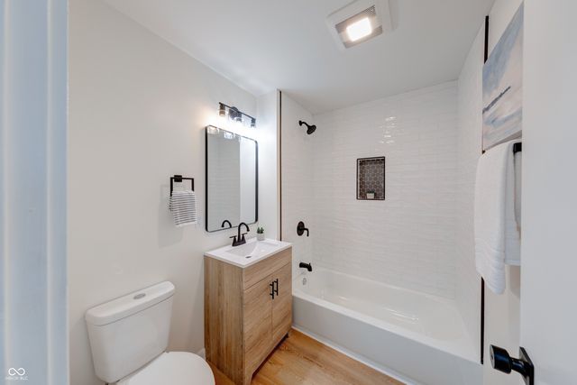 6242 Radnor Road, Indianapolis, IN 46226