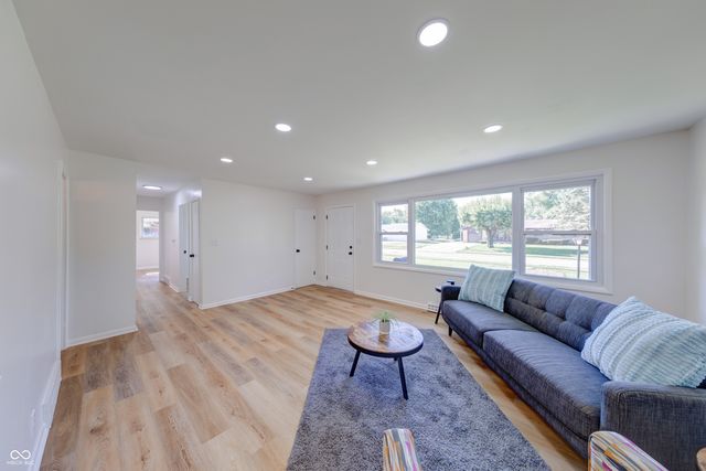6242 Radnor Road, Indianapolis, IN 46226
