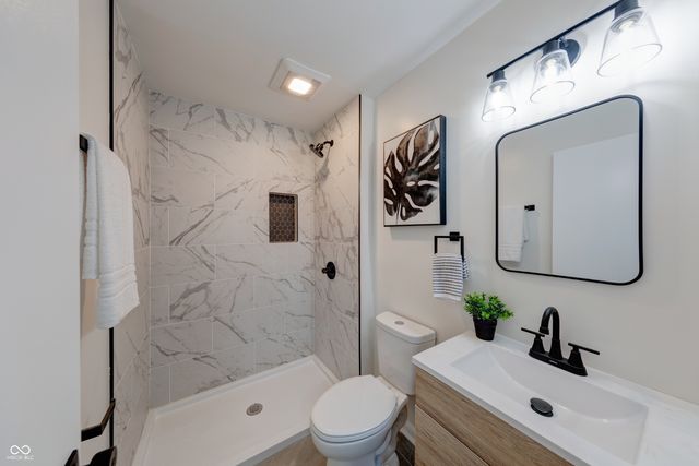 6242 Radnor Road, Indianapolis, IN 46226