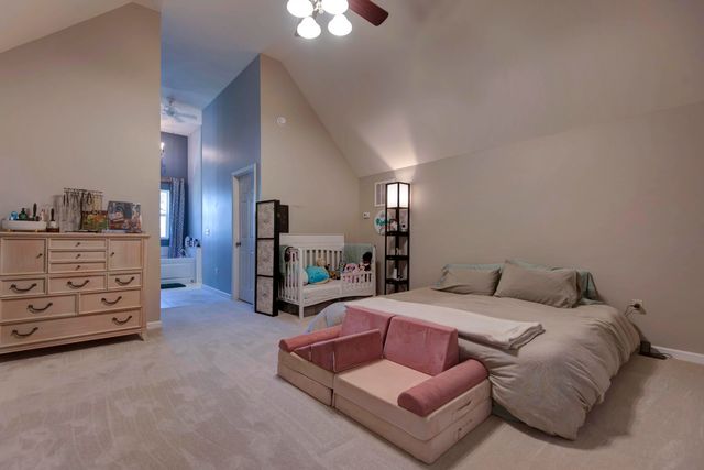 21207 Lawrence 1230, Aurora, MO 65605