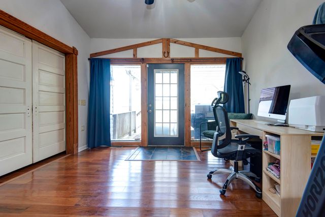 21207 Lawrence 1230, Aurora, MO 65605