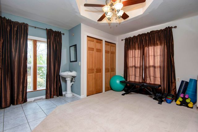 21207 Lawrence 1230, Aurora, MO 65605