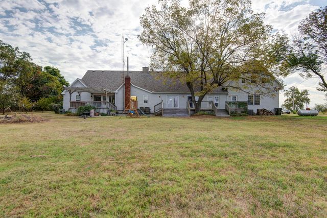 21207 Lawrence 1230, Aurora, MO 65605