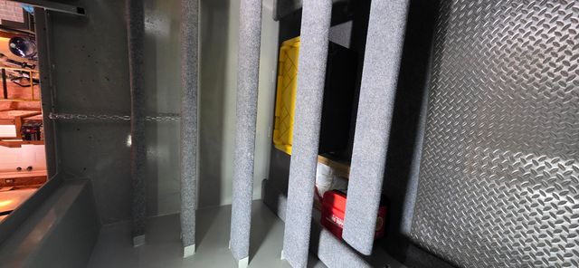 21207 Lawrence 1230, Aurora, MO 65605