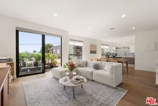 3981 Moore Street 301, Los Angeles, CA 90066