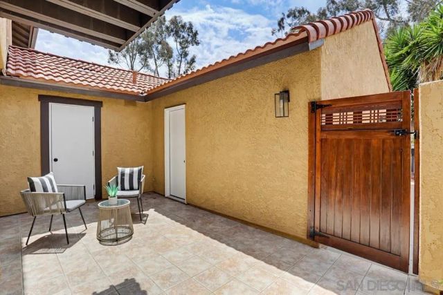 2043 Avenue Of The Trees, Carlsbad, CA 92008
