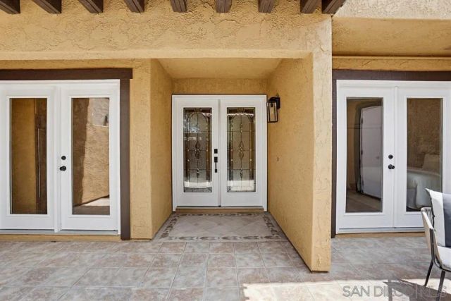 2043 Avenue Of The Trees, Carlsbad, CA 92008
