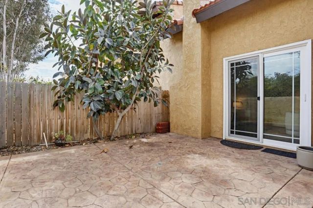 2043 Avenue Of The Trees, Carlsbad, CA 92008