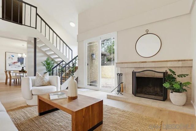 2043 Avenue Of The Trees, Carlsbad, CA 92008