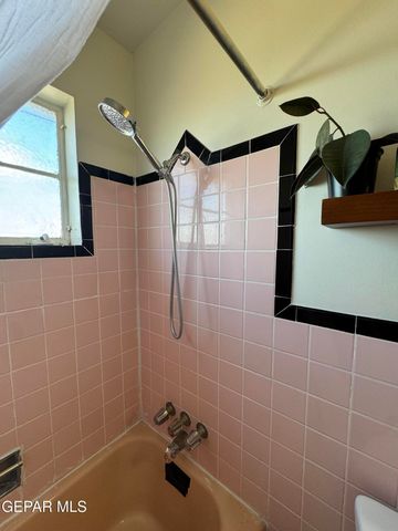 3614 TITANIC Avenue, El Paso, TX 79904