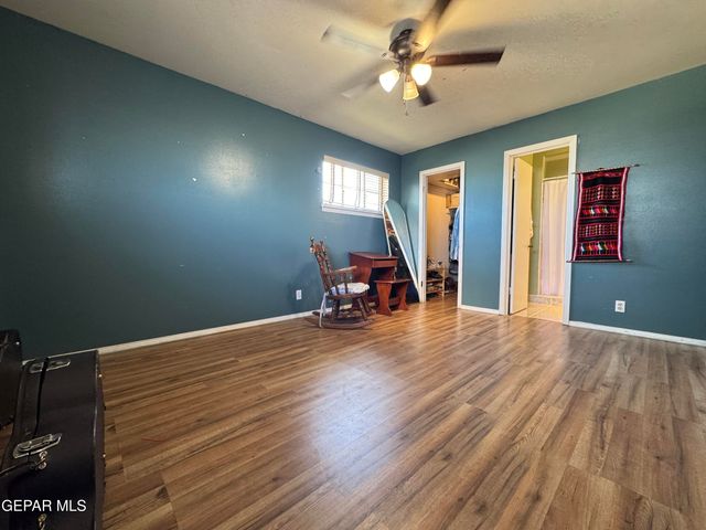 3614 TITANIC Avenue, El Paso, TX 79904