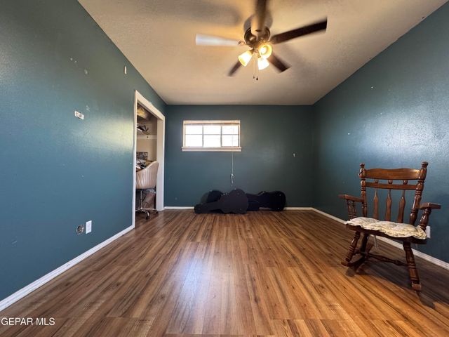 3614 TITANIC Avenue, El Paso, TX 79904
