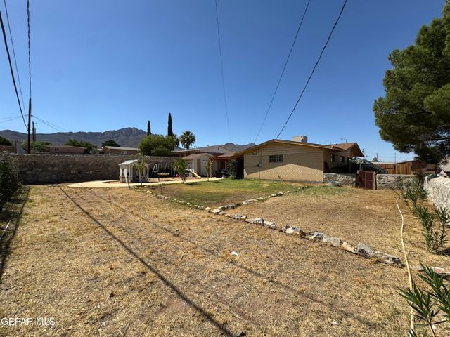 3614 TITANIC Avenue, El Paso, TX 79904