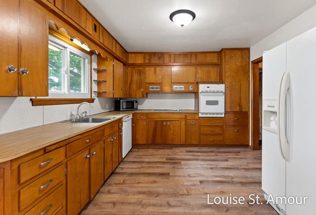 10341 Whitbeck Road, Montague, MI 49437