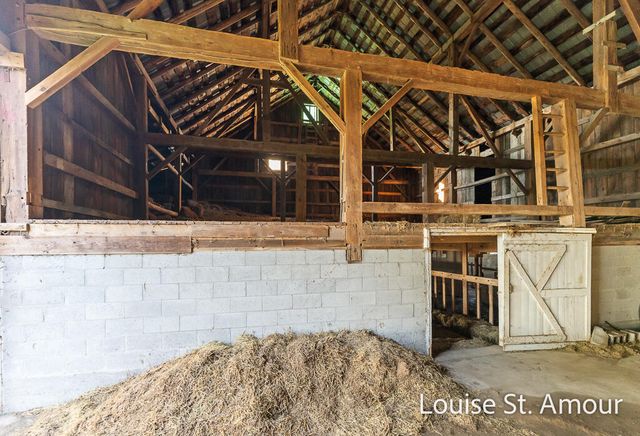 10341 Whitbeck Road, Montague, MI 49437