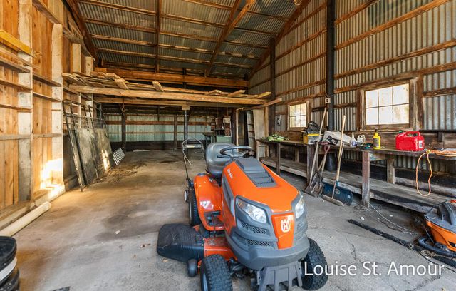 10341 Whitbeck Road, Montague, MI 49437