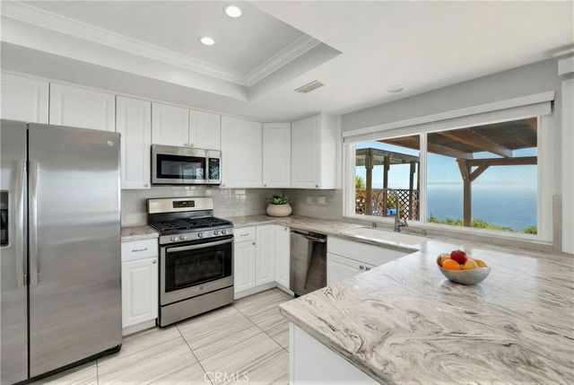 3418 Seaglen Drive, Rancho Palos Verdes, CA 90275