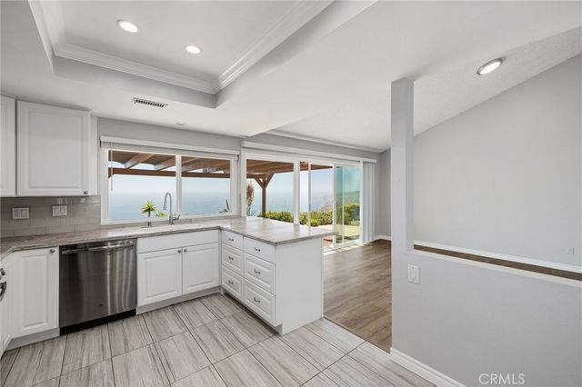 3418 Seaglen Drive, Rancho Palos Verdes, CA 90275