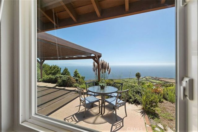 3418 Seaglen Drive, Rancho Palos Verdes, CA 90275