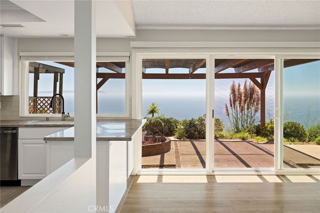 3418 Seaglen Drive, Rancho Palos Verdes, CA 90275