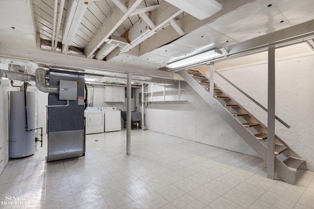 22849 Lakeshore Drive, Saint Clair Shores, MI 48080