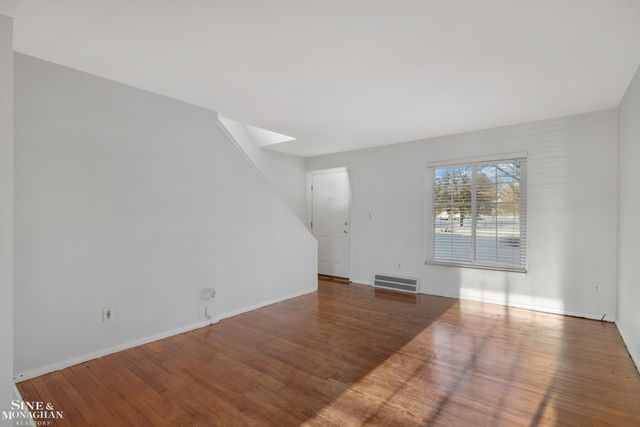 22849 Lakeshore Drive, Saint Clair Shores, MI 48080