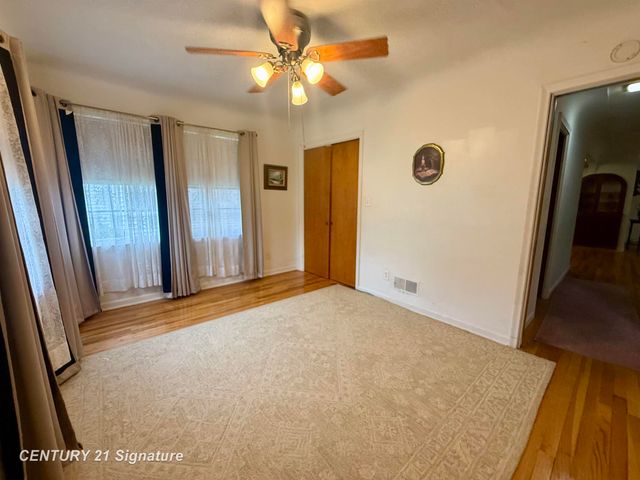 2116 Barnard Street, Saginaw, MI 48602