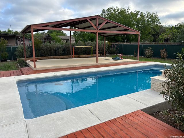 559 S Hatfield Street, San Antonio, TX 78227