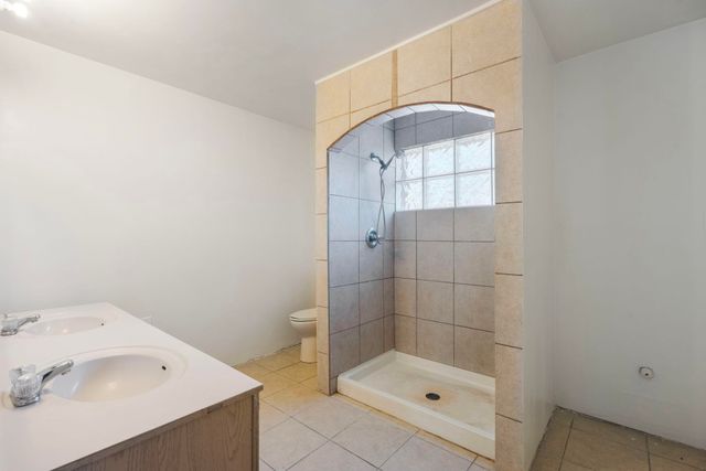 1704 Cornell Drive SE, Albuquerque, NM 87106