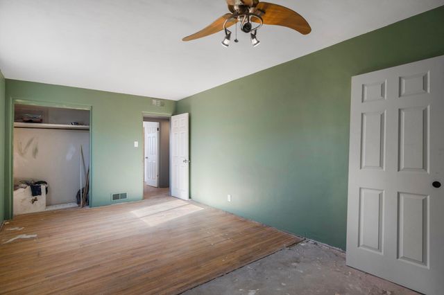 1704 Cornell Drive SE, Albuquerque, NM 87106