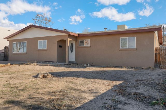 1704 Cornell Drive SE, Albuquerque, NM 87106