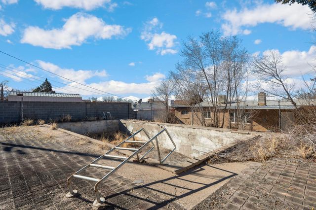 1704 Cornell Drive SE, Albuquerque, NM 87106