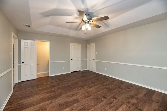 2311 Wimbledon Drive, Arlington, TX 76017